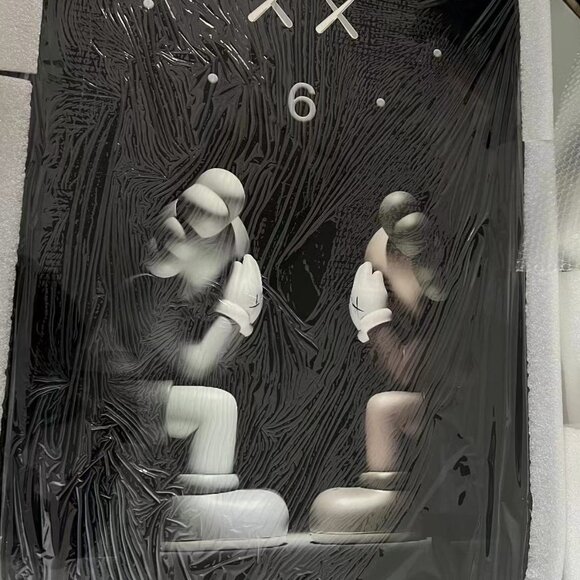 KAWS Double Companions Wall Clock, Fashionable KAWS Wall Clock Unique Room Decor - Picture 6 of 9